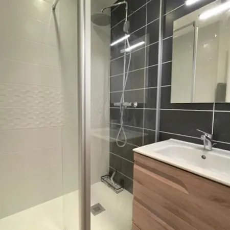 Bright Apt With Nice Balcony - Near Beach * La Rochelle (Charente-Maritime)